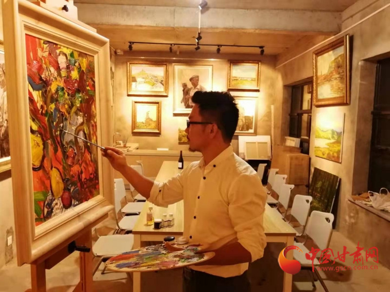 1909年咋建造黃河鐵橋？蘭州大學(xué)教師王威用油畫再現(xiàn)百年往事