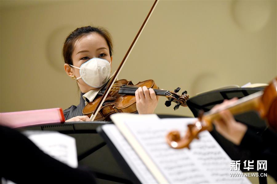 (新華視界)(2)奏響春之聲