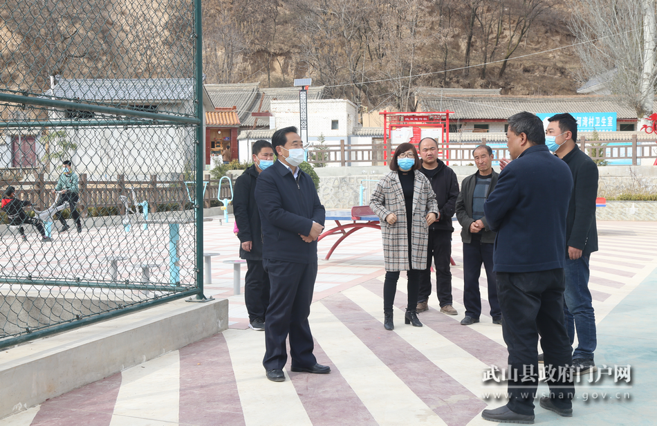 索鴻賓調(diào)研指導(dǎo)脫貧攻堅、鄉(xiāng)村振興等工作