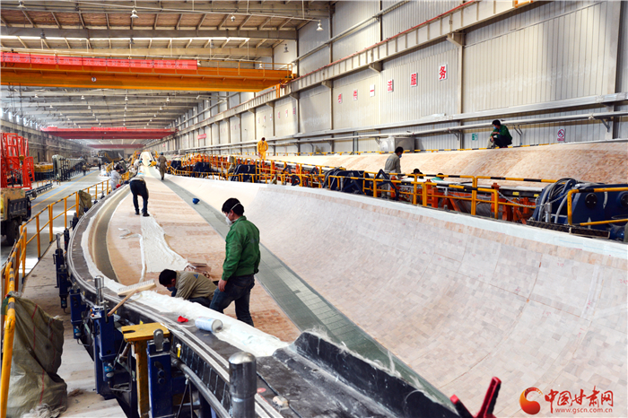 “擰緊”防控閥 打出“組合拳”——玉門市三向發(fā)力推動疫情防控、復工復產(chǎn)、脫貧攻堅齊頭并進（圖）