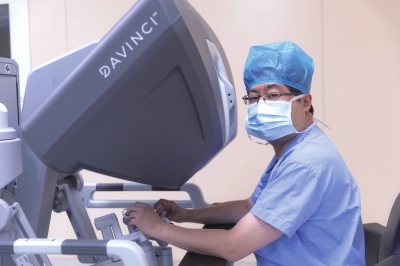 蘭大二院院長王?。捍筢t(yī)精誠“微視野”下可有大作為