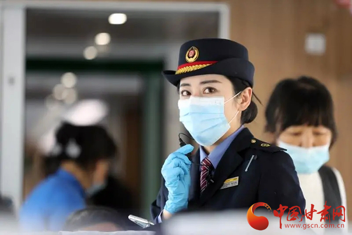 農(nóng)歷小年火車票今起開搶！這些信息你要知道