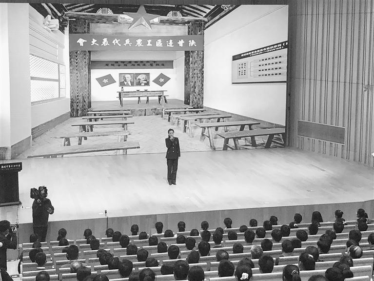 蘭州市開展“學黨史、頌黨恩、跟黨走”紅色文化進校園活動