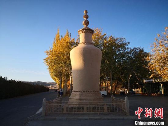 圖為2020年11月，沐浴在晨光中的莫高窟道士塔。(資料圖) 馮志軍 攝