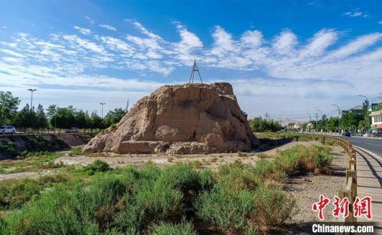 圖為沙州郡城遺址公園古遺址?！⊥醣筱y 攝