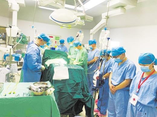 萍萍，謝謝你曾經(jīng)來(lái)過(guò)!蘭州一名11歲女孩不幸離世，父母捐獻(xiàn)女兒器官