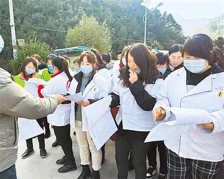 培訓(xùn)送崗出實(shí)招 暖心服務(wù)顯真情——隴南徽縣扎實(shí)開(kāi)展“春暖農(nóng)民工”服務(wù)行動(dòng)