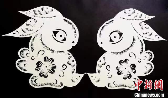 圖為甘肅“非遺人”創(chuàng)作的剪紙兔。(資料圖) 甘肅省非遺保護中心供圖